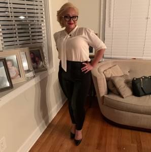 Meet your Posher, Karen